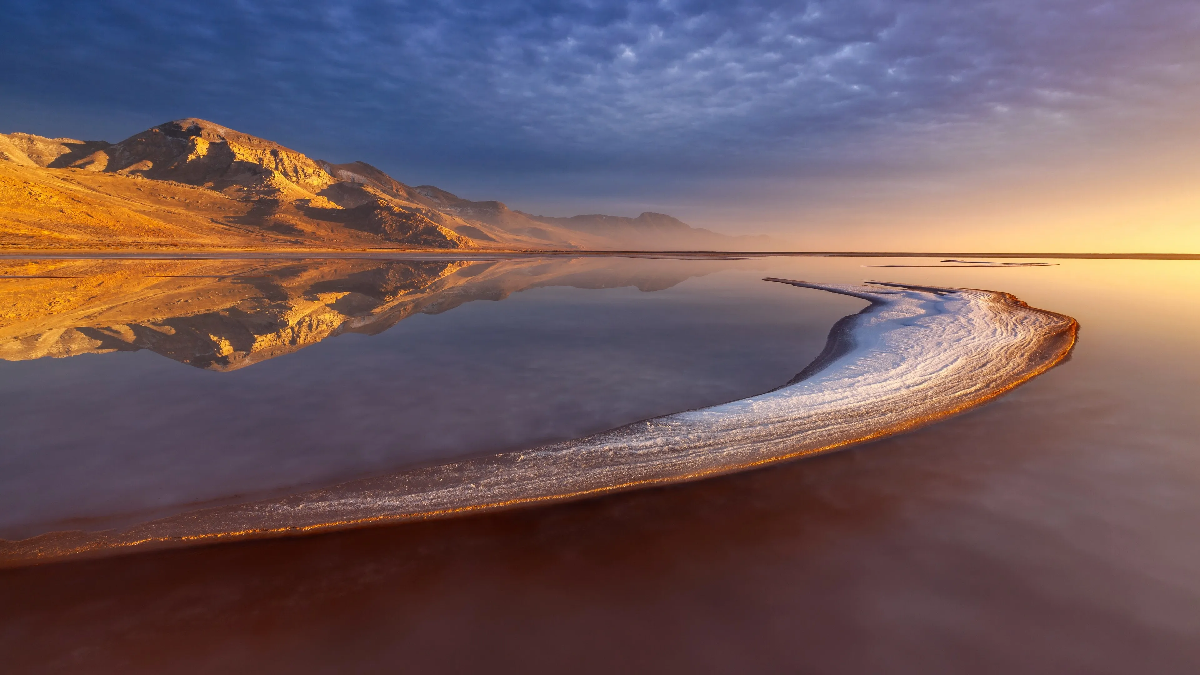طبيعة خارجية ماء مرآة جبل ضباب غيمة بحيرة 4K wallpaper